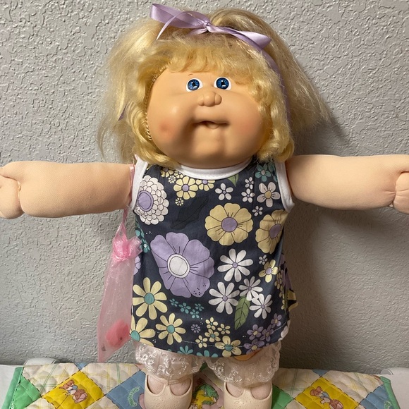 RARE Vintage Cabbage Patch Kid Girl Blonde Cornsilk Hair Blue Eyes HM#18 1987 - Picture 5 of 10